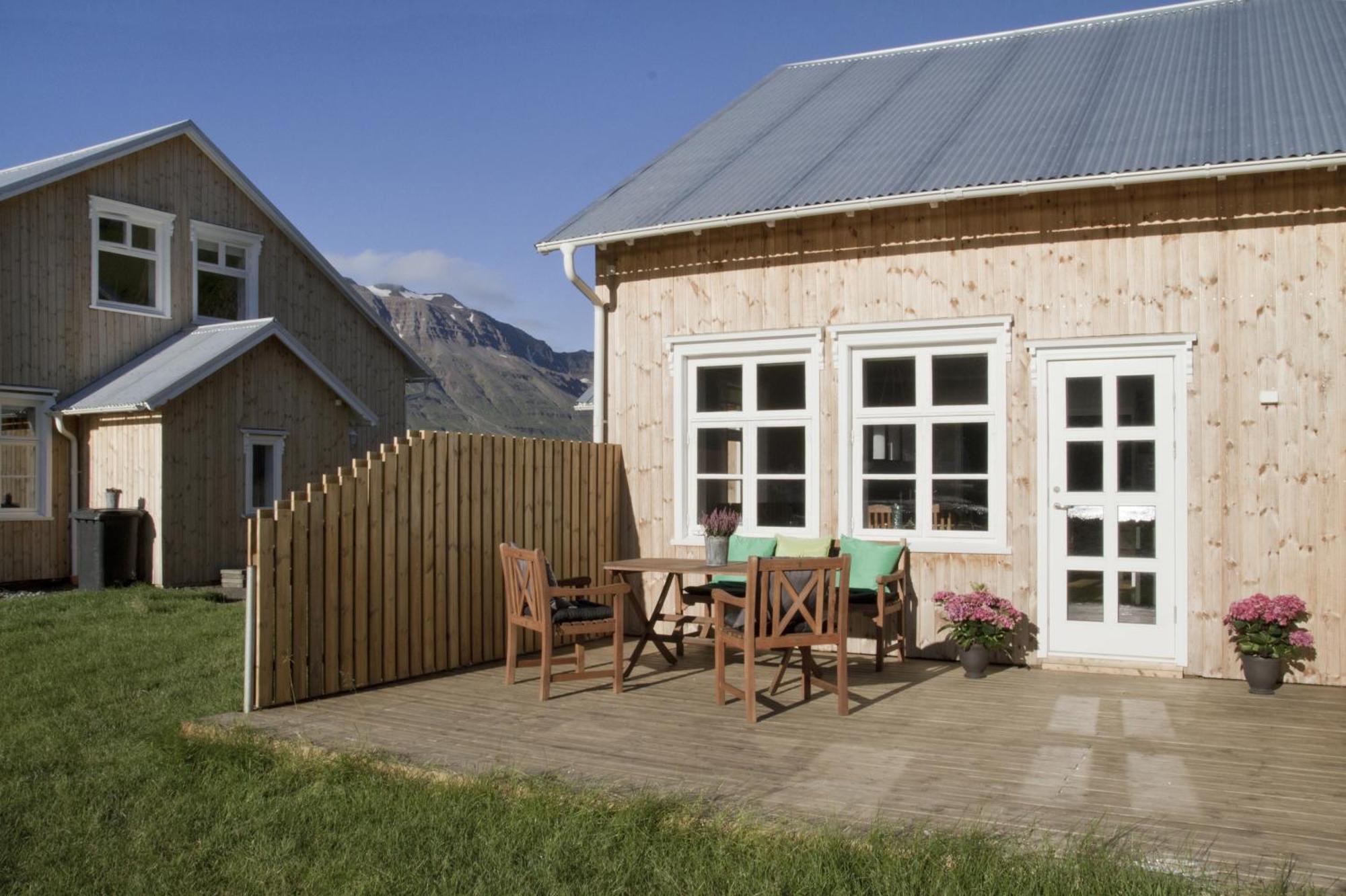 Lonsleira Apartments Seyðisfjörður Oda fotoğraf