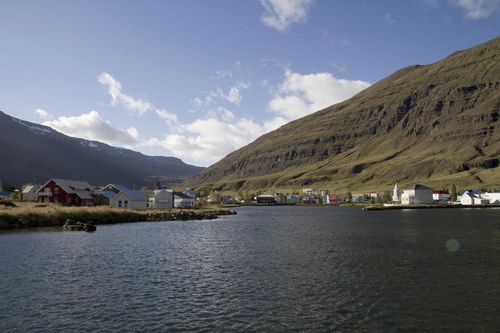 Lonsleira Apartments Seyðisfjörður Oda fotoğraf