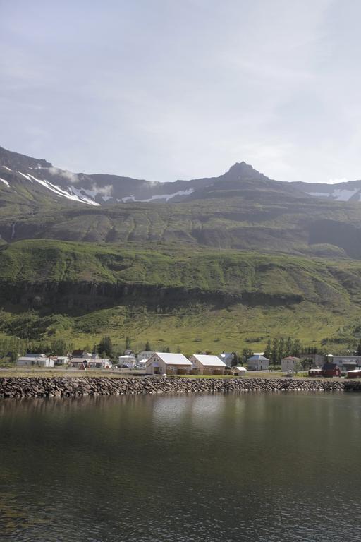 Lonsleira Apartments Seyðisfjörður Oda fotoğraf